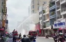 Cháy nhà trên đường Hai Bà Trưng, gần chợ Tân Định, quận 1 - TP HCM