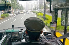 Người lái xe buýt ở Kyoto