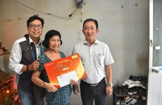 'Mai Vàng nhân ái' thăm nhạc sĩ Nguyễn Tôn Nghiêm và 'đào võ' Thanh Thế