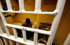 Phạm nhân phạm tội 'Hiếp dâm trẻ em' trốn trại giam Đồng Sơn lĩnh thêm án