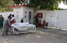 Quân đội Afghanistan “nã nhầm súng cối vào chợ”, 23 dân thường chết oan