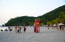 Nhiều 'ông lớn' đổ về Hà Tiên