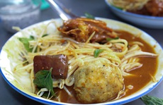 'Phê' với bánh tằm cay Cà Mau