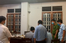 Tụ tập ăn nhậu khi khi cách ly xã hội phòng Covid-19, 7 người bị phạt 35 triệu đồng
