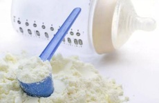 Hồng Kông phát hiện 9 loại sữa bột trẻ em có chứa chất gây ung thư