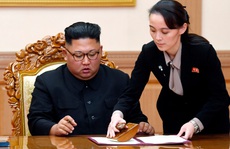 Tình báo Hàn Quốc: Ông Kim jong-un chia sẻ quyền lực vì áp lực