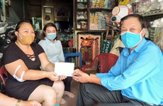 Động viên đoàn viên và con đoàn viên khó khăn