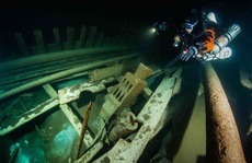 'Tàu ma' hiện hình nguyên vẹn sau 400 năm bị biển Baltic nuốt chửng