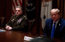 Lầu Năm Góc 'đứng ngồi không yên' vì Tổng thống Trump
