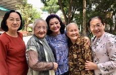 NSND Kim Cương mang Tết sớm đến Khu dưỡng lão Nghệ sĩ