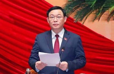 Ông Vương Đình Huệ điều hành phiên thảo luận Văn kiện Đại hội XIII
