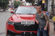 'Thánh chửi' Dương Minh Tuyền ở đâu khi xe ôtô bị nã đạn hoa cải?