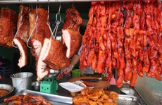 “Chết thèm” với heo quay da giòn, vịt quay vàng ươm siêu đông khách