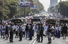 Đảo chính tại Myanmar: Quân đội truy nã người nổi tiếng
