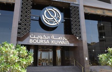 Kuwait: Quốc gia thuộc nhóm giàu nhất thế giới đang cạn tiền mặt