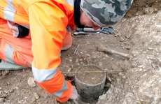 Đào hầm, phát hiện hài cốt 4.500 tuổi an nghỉ trong chiếc nồi