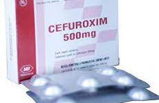 Sốc phản vệ vì cefuroxim, tiêm ngừa Covid-19 có nguy hiểm không?