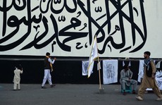 Taliban bị hàng trăm người “đòi nợ”