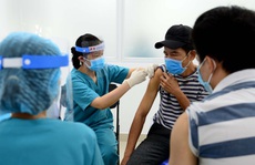 Tiêm 2 mũi vẫn bị Covid-19 và khỏi, có còn nguy cơ lây nhiễm?
