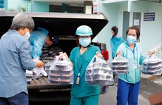 Năng lượng buổi sáng cho tuyến đầu chống dịch