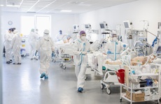 Tấn công Covid-19 từ nhiều hướng