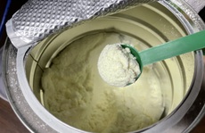 Chính phủ đề nghị Bộ Y tế xử lý kiến nghị về lô hàng 22.000 lon sữa từ Úc 'mắc kẹt' 1 tháng