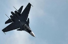 Nga điều tiêm kích áp sát máy bay trinh sát của Anh ở gần Crimea