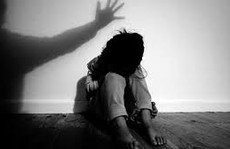Điều tra việc nhân viên trường học bị tố dâm ô nữ sinh lớp 9