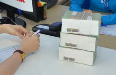 Ngóng luật xử lý nợ xấu