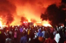 Đổ xô 'hôi' nhiên liệu, hơn 90 người thiệt mạng trong biển lửa ở Sierra Leone