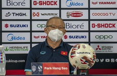 HLV Park Hang-seo nói gì khi biết tuyển Việt Nam gặp Thái Lan ở bán kết AFF Cup?