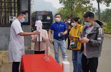 Bị Bộ Y tế 'tuýt còi', Ninh Bình thay công văn cách ly người về từ Hà Nội