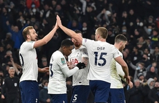 Tin nóng 26-12: Gerrard nhiễm Covid-19, Tottenham khó đá trận derby