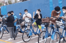 VIDEO: Trải nghiệm thú vị với xe đạp công cộng tại TP HCM