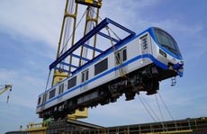 Thêm 4 đoàn tàu của tuyến metro số 1 về TP HCM