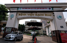 Hơn 200 nhân viên, bác sĩ Bệnh viện Bạch Mai xin nghỉ việc: Người trong cuộc lên tiếng