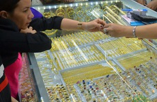 Giá vàng hôm nay 21-4: Vàng SJC tiến sát 56 triệu đồng/lượng