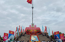 Xúc động Lễ Thượng cờ Thống nhất non sông ở đôi bờ Hiền Lương - Bến Hải