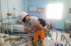 Bệnh tay chân miệng vào mùa cao điểm