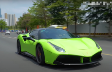 Vụ nam thanh niên lái siêu xe Ferrari bị tạm giữ: Xe thường xuyên...rớt biển số