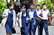 TP HCM tạm dừng kỳ thi tuyển sinh lớp 10