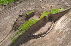 Đào đường, phát hiện 'đài thiên văn' 5.500 tuổi bao vây loạt mộ cổ