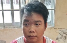 Xông vào bệnh viện truy sát bệnh nhân đang cấp cứu rồi cùng vợ trốn biệt tăm