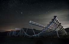 Đài thiên văn Canada nhận hàng trăm tín hiệu vô tuyến lạ từ vũ trụ