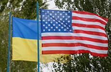Mỹ gửi thêm 'hàng nóng' cho Ukraine để đối phó Nga