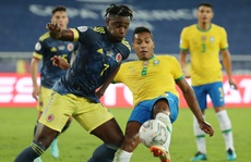 Ngược dòng nghẹt thở hạ Colombia, Brazil giành vé tứ kết Copa America