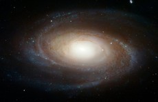 Hành tinh từ thiên hà khác liên tục phát sóng vô tuyến đến Trái Đất??