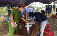 Quảng Nam: Quán cà phê, đám tang, chợ phải thiết lập điểm khai báo y tế điện tử