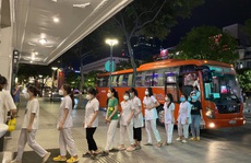 5.000 chuyến xe Phương Trang đưa người dân về quê miễn phí