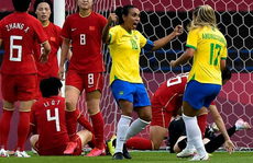Lập kỷ lục ghi bàn tại Olympic, 'nữ siêu nhân' Marta được Pele ca ngợi